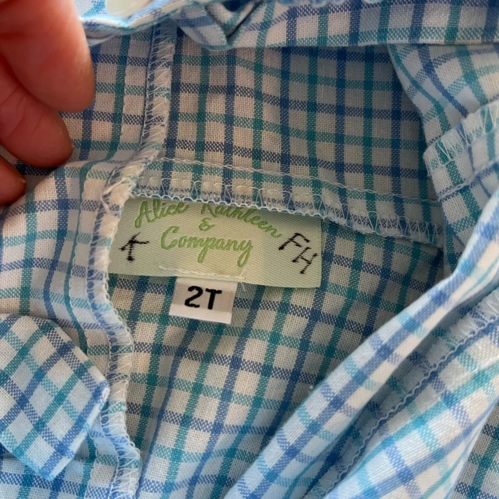 Boys 2T summer outfit - Picture 2 of 2